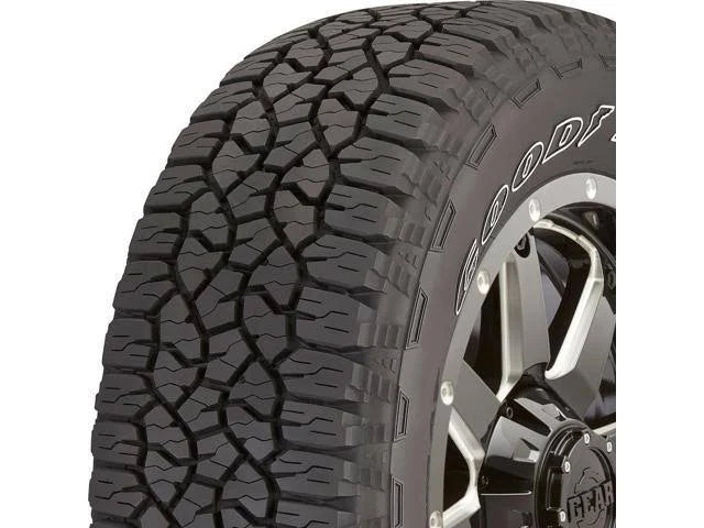 LT275/65R20 Tire D638