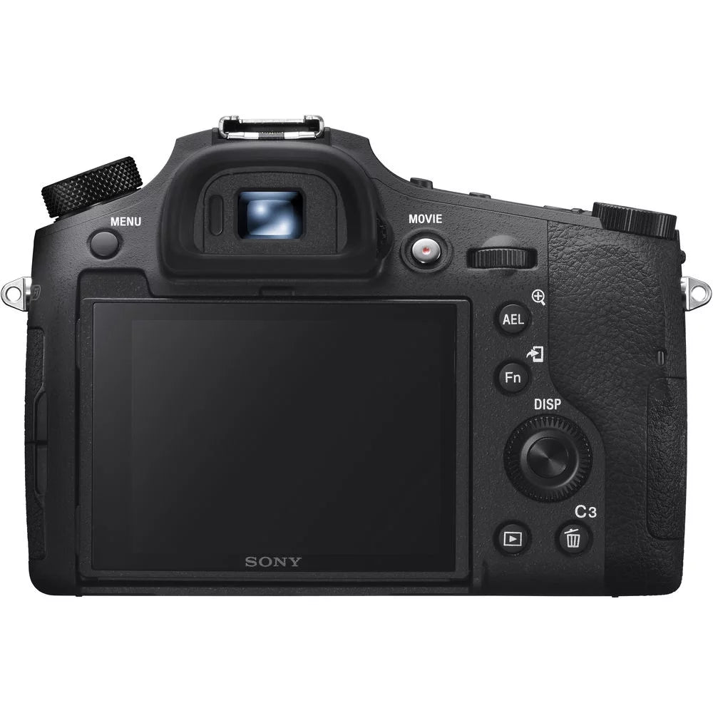 32GB Digital Camera with Extra Battery and LED Kit T376