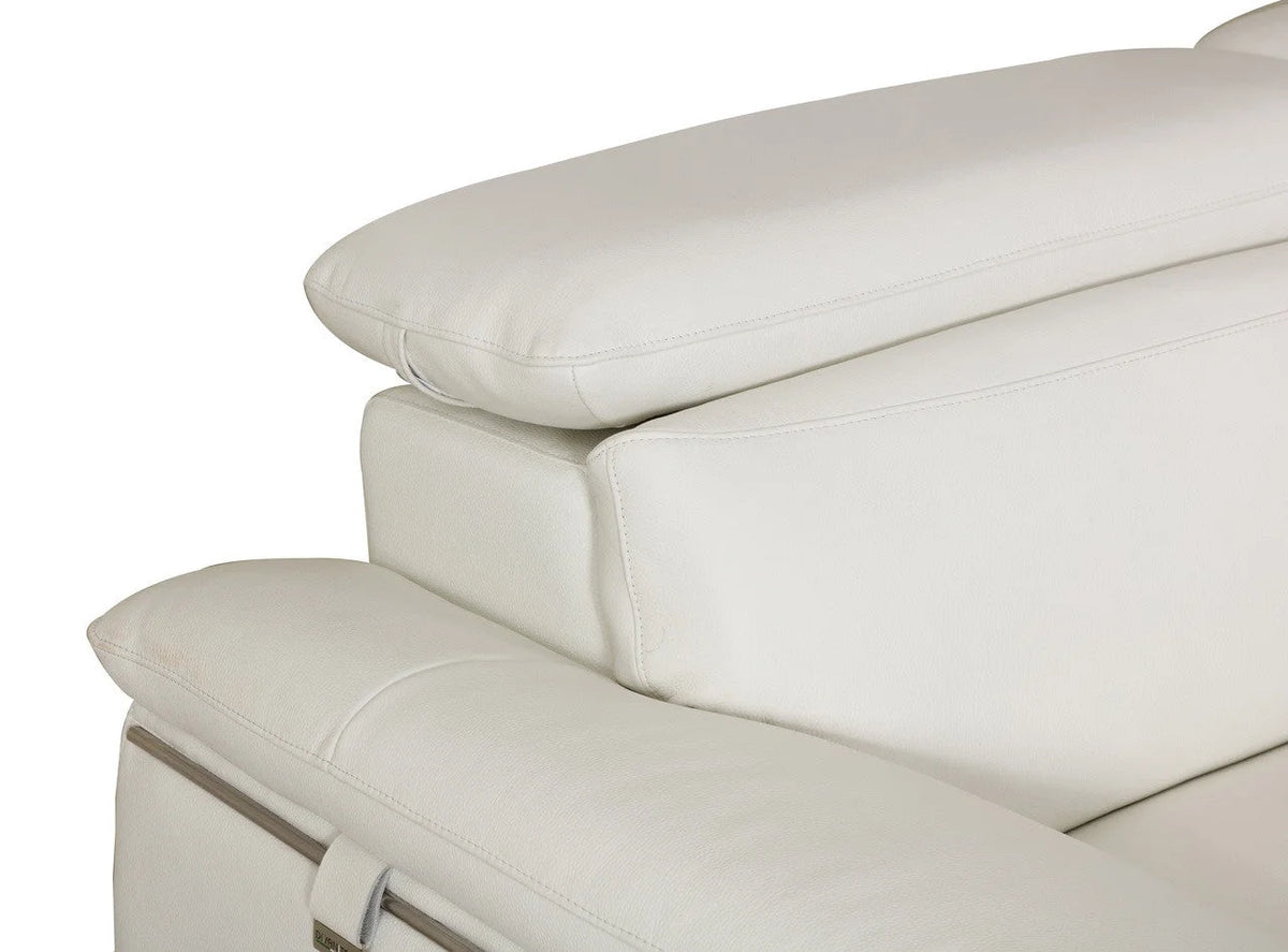 Loveseat R67564