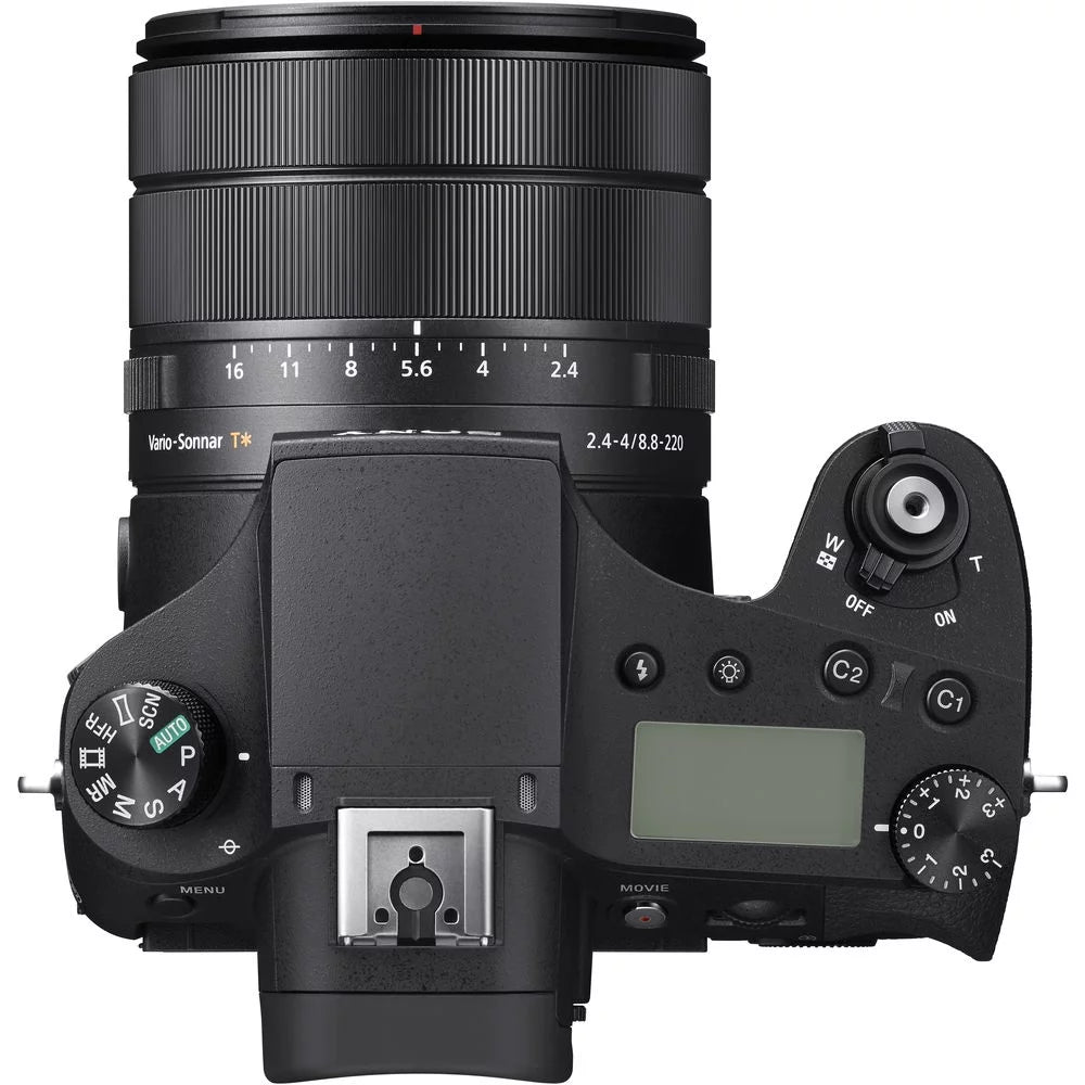 32GB Digital Camera with Extra Battery and LED Kit T376