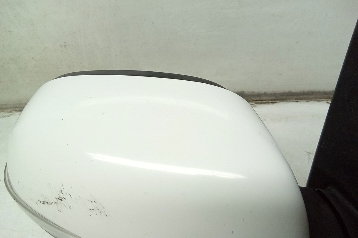 Pre-Owned 2014 Kia Soul Passenger RH Door Mirror OEM M9580
