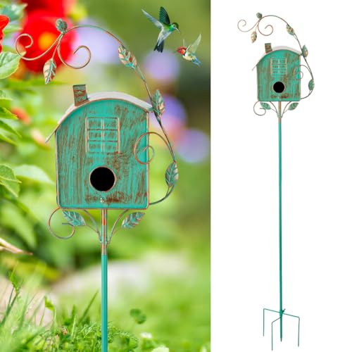 Metal Bird House with Pole Q556