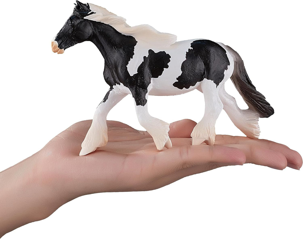 Tinker Mare Horse Figurine J54625