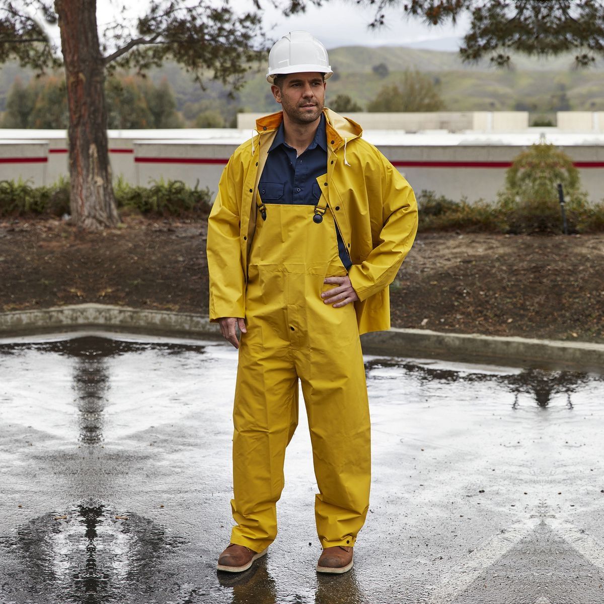Yellow Large 2-Piece Rain Suit O4638